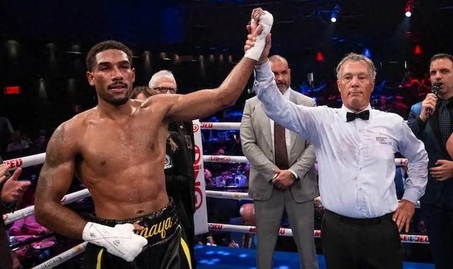 星空体育app-古巴新星七回合KO硬汉，剑指阿瓦雷兹：拳王接招还是避战