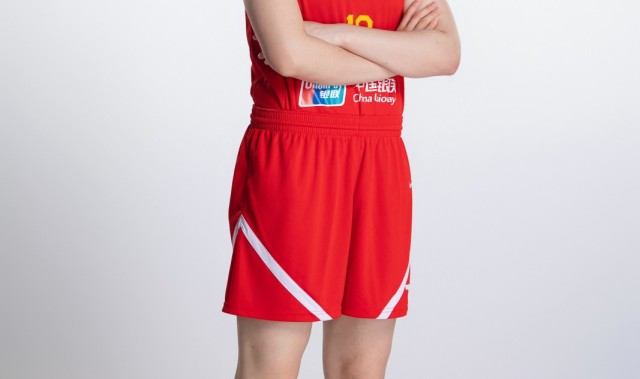 13分6板4助正负值+38！中国女篮球员罗欣棫当选本场最佳球员