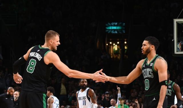 豪取10连胜！绿军三叉戟有多强？联盟第一遥遥领先