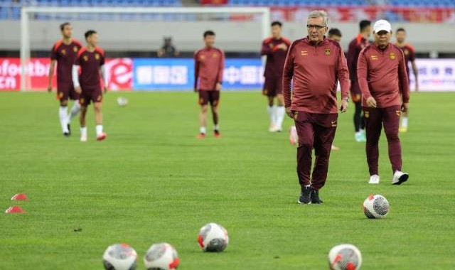 星空体育官网-国足持续增加新面孔为“换血”准备 大框架不会改变