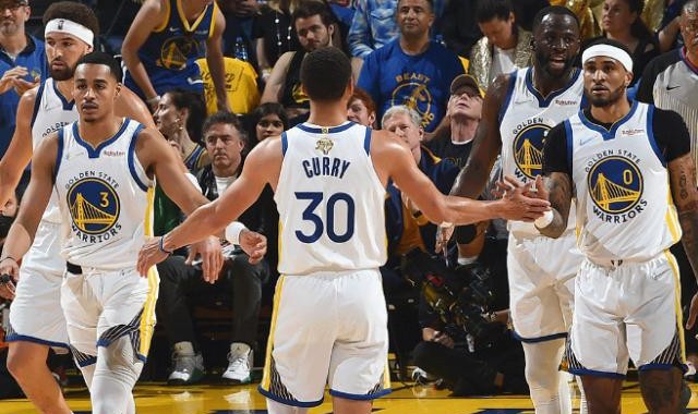 xingkong-勇三疯在总决赛再度上线！凯三崩已经成为常态？