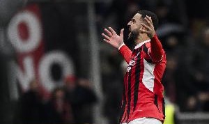 xingkong.com-米兰跟队：沃克右肘骨折手术成功，开启康复进程