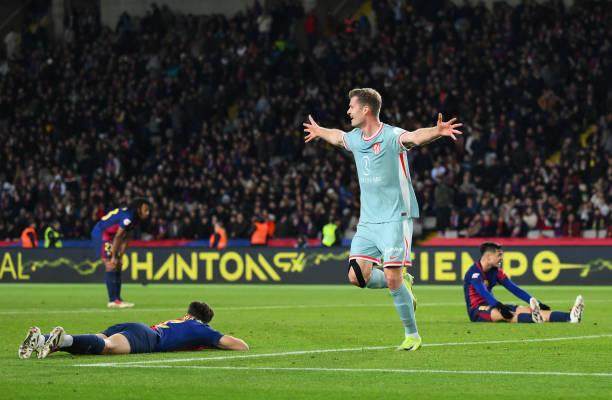 1734825438775049152.jpg 2190988063-612x612.jpg